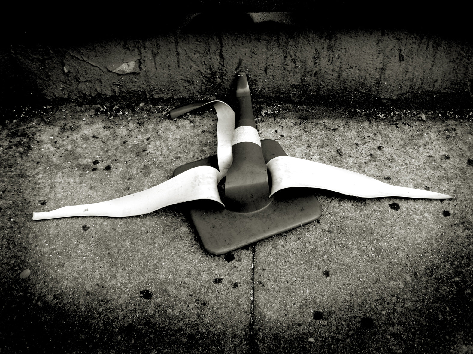 Strange Banana, New York by Andreas H. Bitesnich, limited edition photography