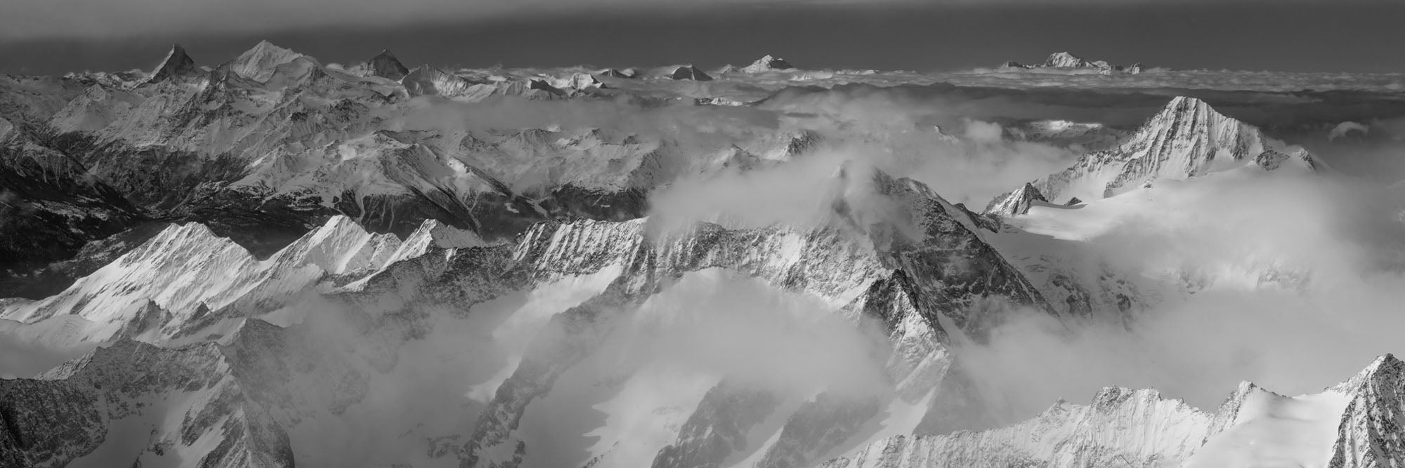 Les alpes vues des Bernese Alps, Switzerland No. 1 by Thomas Crauwels, limited edition photography