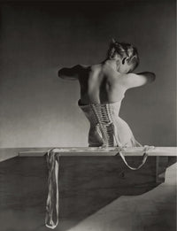 Mainbocher corset