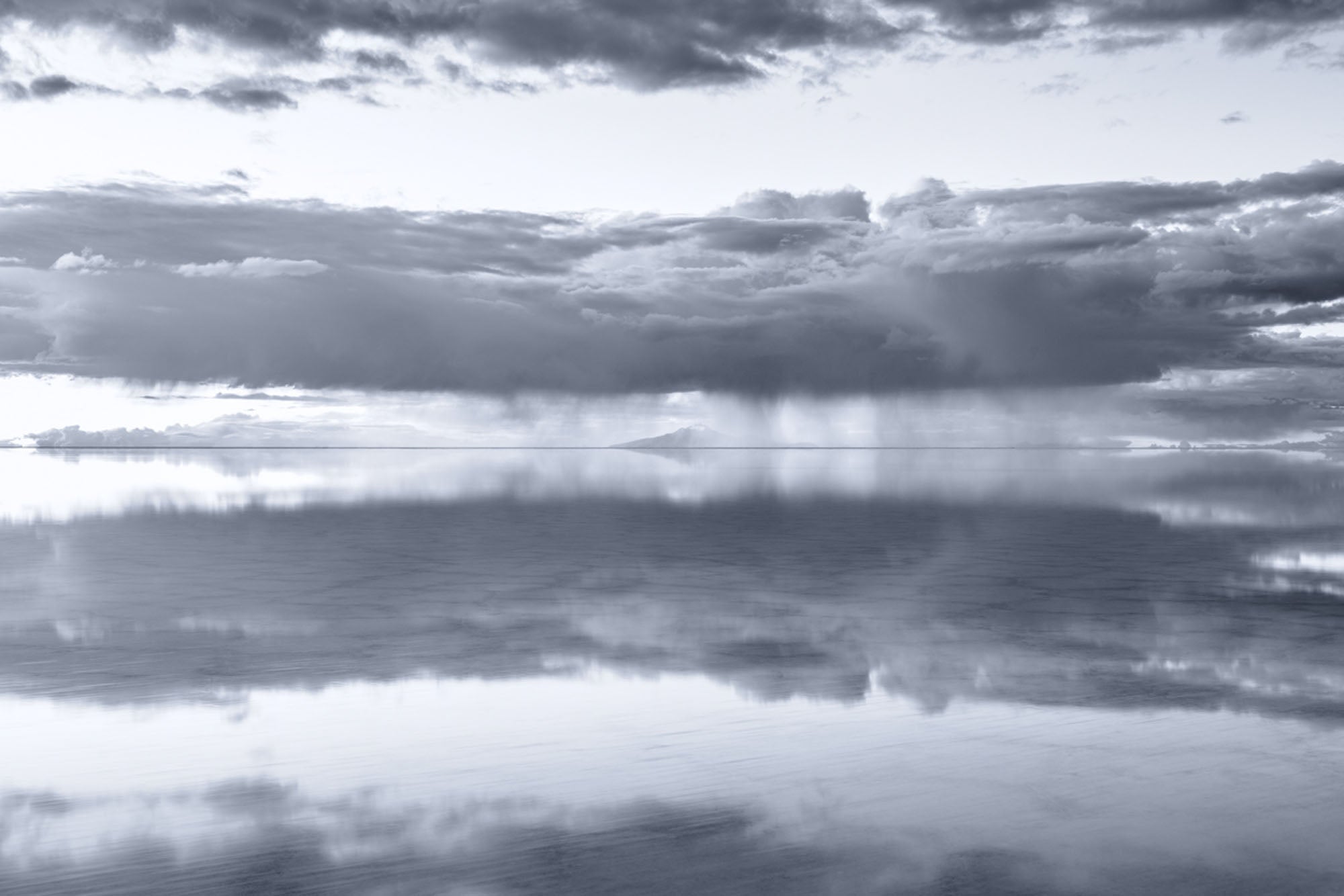 Keep your Distance by Tom Jacobi, limited edition photography