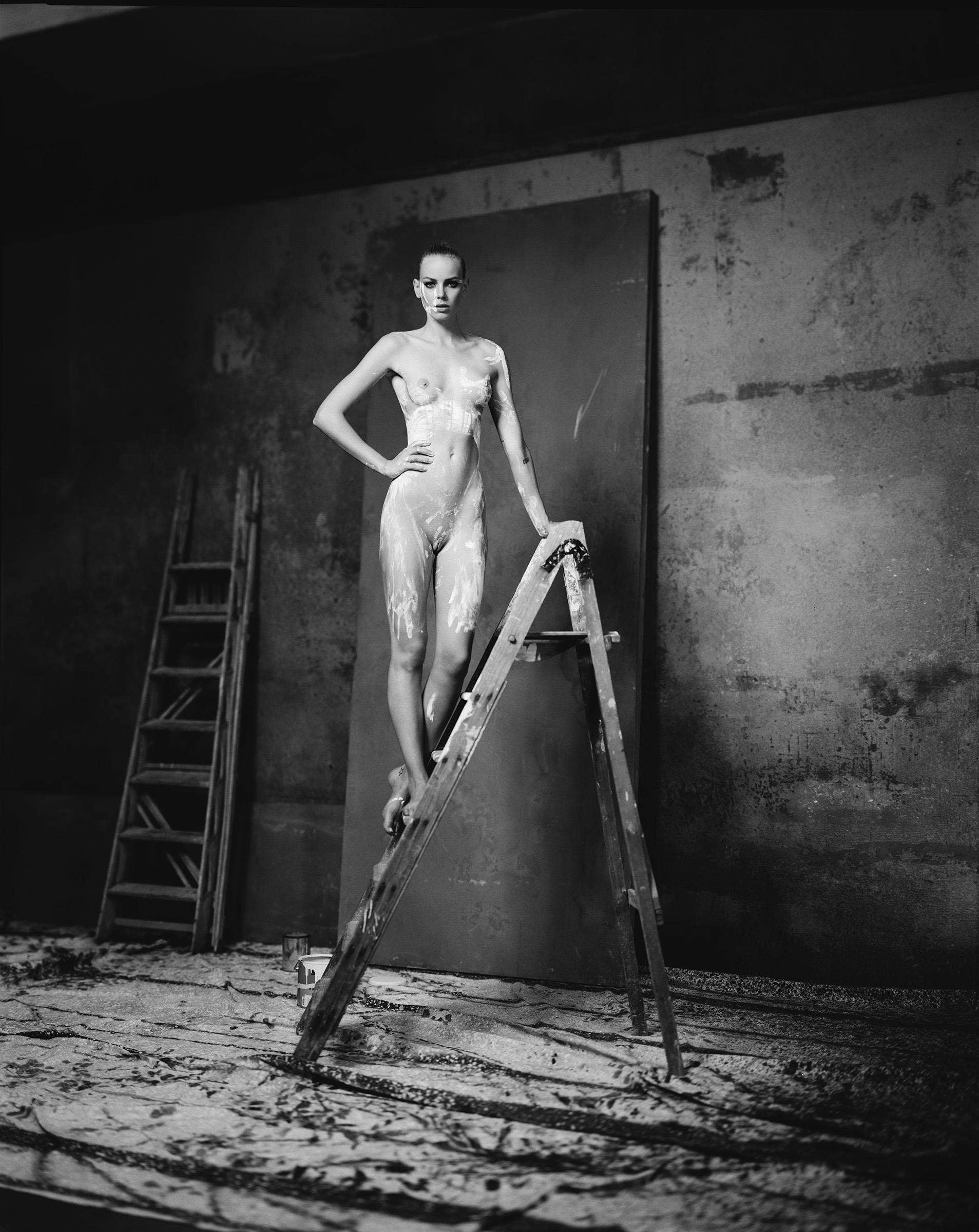 The Painter - Stand Up (b&w) by Marc Lagrange, limited edition photography
