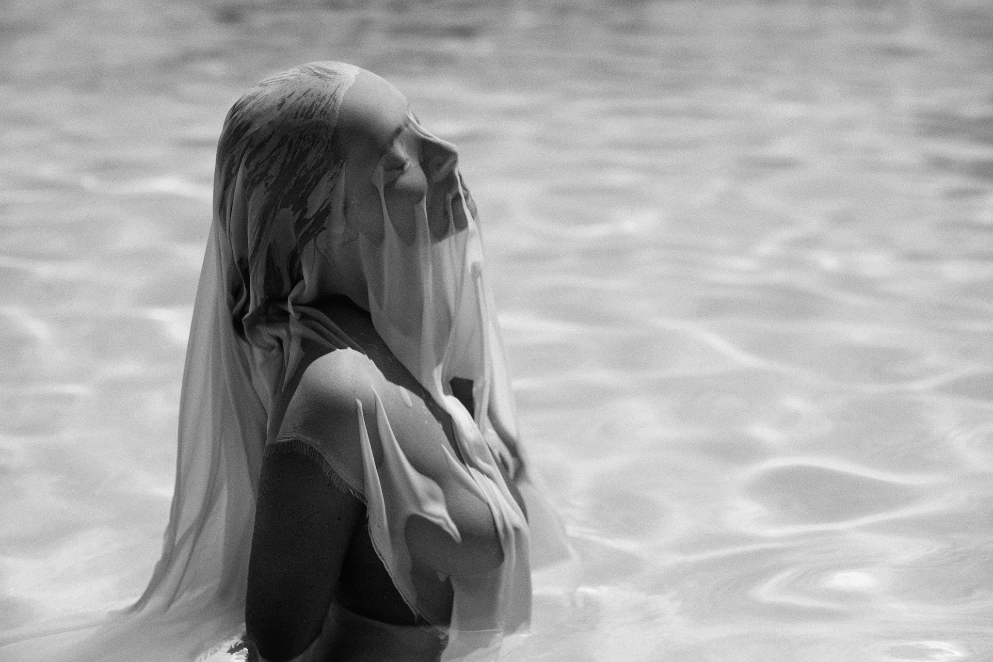 Carole Piscine (b&w) by Marc Lagrange, limited edition photography