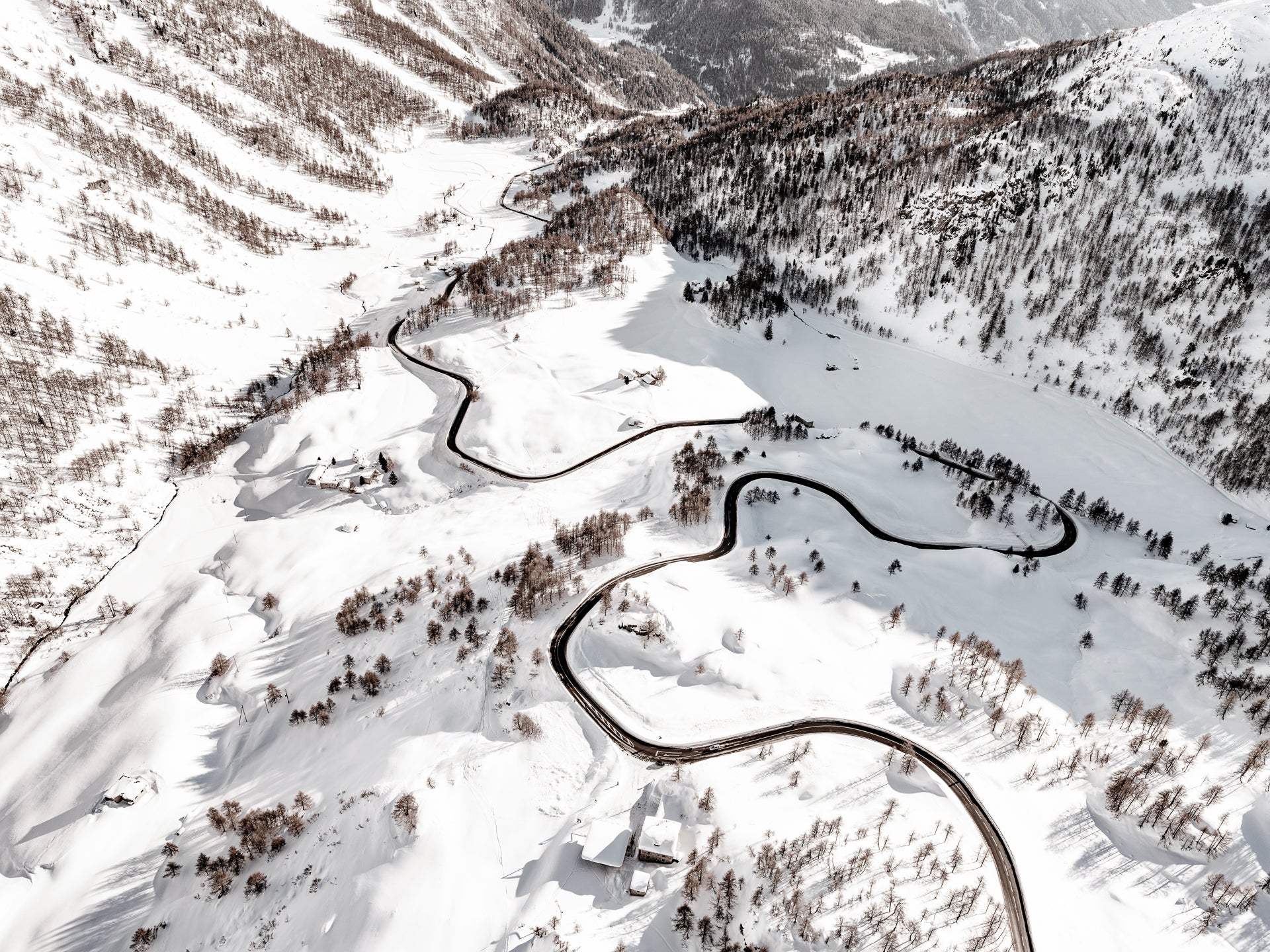 N°TSPS18 (The Swiss Pass Series, Berninapass, Switzerland) by Tom Hegen, limited edition photography